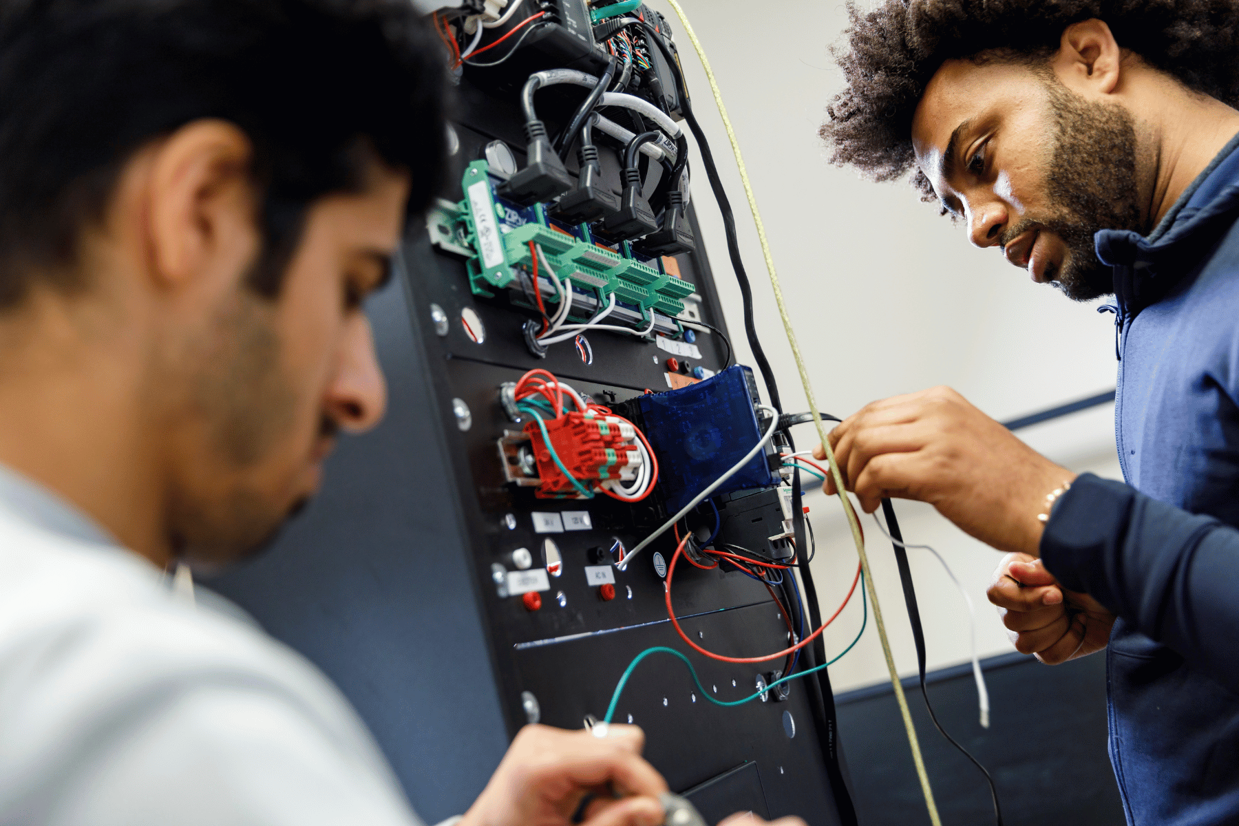 Electrical & Computer Engineering