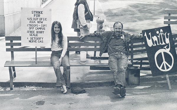Students at the Park Blocks barricades
