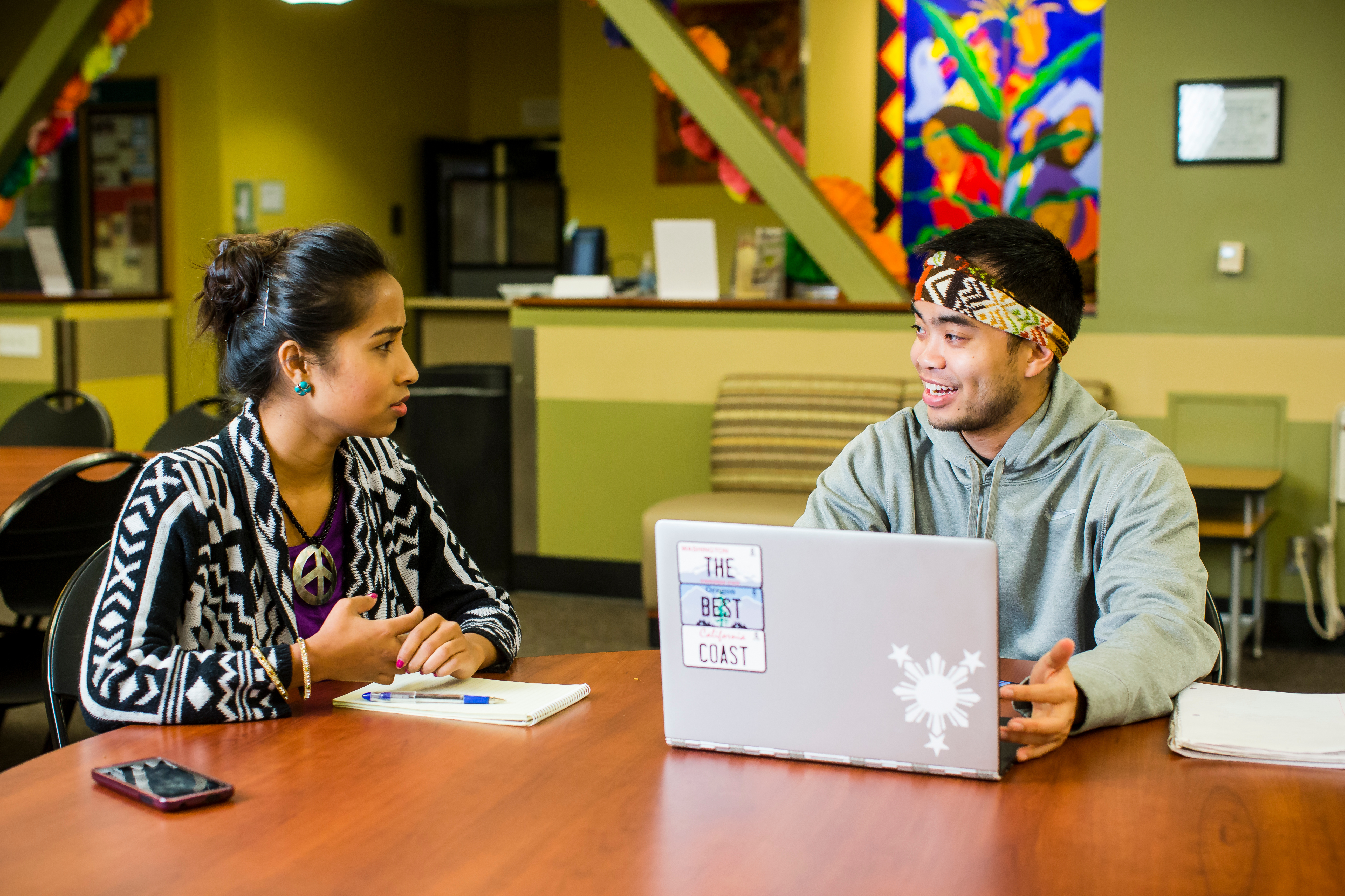 student meeting with an advisor